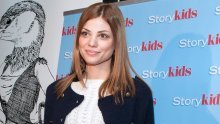 Modni stil joj je nepogrešiv: Lijepa Lejla Filipović ima sjajan dnevni stajling, a ni ona nije odoljela bezvremenskom kaputu