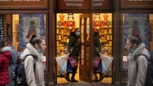 U Sloveniji vjerojatne nove restrikcije za praznike, omikron se širi lokalno