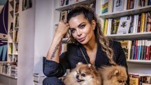 Nikolina Ristović pokazala fotografiju na kojoj je u vrućim hlačicama, a komplimenti padaju na sve strane