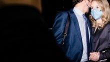Najmlađa milijarderka koja je prevarila svijet proglašena krivom - Elizabeth Holmes prijeti 20 godina zatvora