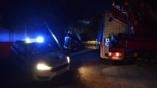 Kod Bribira bura srušila napuštenu kuću na cestu