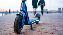 [FOTO/VIDEO] Bugatti predstavio svoj električni romobil: Ekskluzivno gradsko prijevozno sredstvo na struju