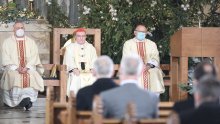 [FOTO] Bozanić: Nema nas puno u Hrvatskoj, ne smijemo se dijeliti i jedni druge potkopavati