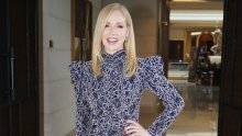 Istaknula vitku figuru: Jelena Rozga pokazala se u efektnoj haljini
i izazvala pravu euforiju među obožavateljima