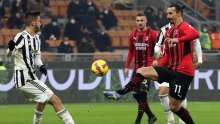 Milan nije znao kazniti skromni Juventus; bivši Dinamov igrač zabio u pobjedi koja je Napoli približila vodećem Interu