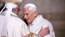 Papa u miru Benedikt XVI. priznao da je lagao u istrazi, jako mu je žao