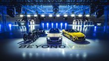 [FOTO/VIDEO] Bentley danas predstavlja strategiju 'Beyond100': Prva električna vozila na baterije (BEV) za tri godine