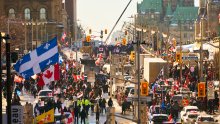 Kanadski glavni grad pod opsadom vozača kamiona koji prosvjeduju protiv covid ograničenja, Trudeau i obitelj premješteni na sigurno