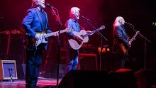 Crosby, Stills i Nash slijede Neila Younga u sporu sa Spotifyem
