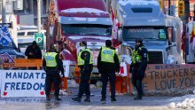 Vozači kamiona blokirali granični prijelaz sa SAD-om zbog obveze cijepljenja
