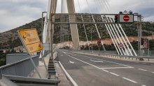 Teška prometna nesreća na Mostu dr. Franja Tuđmana, dvije osobe su teško ozlijeđene