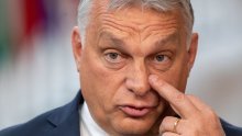Orban počeo kampanju napadom na oporbu i produljenjem olakšica