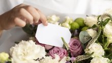 Vječna dilema: Što pokloniti za Valentinovo i kako zaobići razočarano lice svoje bolje polovice?