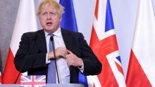 Boris Johnson se ispričao parlamentu zbog kršenja lockdowna, neki konzervativci ipak traže ostavku