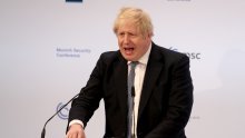 Boris Johnson: Rusija planira najveći rat u Europi od 1945. i pokrenuti invaziju kojom će okružiti Kijev