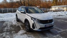 [FOTO/VIDEO] Vozili smo Peugeot 3008 Hybrid 225 e-EAT8: Impresivni slabiji SUV brat modela Hybrid4