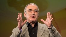 Gari Kasparov i Mihail Hodorkovski u Rusiji proglašeni stranim agentima