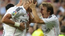 Modrić otkrio što je rekao utučenom Rakitiću nakon El Clasica!