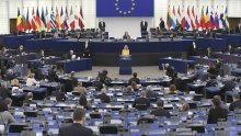 Europska unija mora voditi feminističku diplomaciju