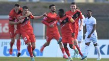 [VIDEO/FOTO] Rijeka doživjela novi šok u borbi za naslov prvaka. Gorica s igračem manje uzela sva tri boda, Čestić zabio autogol