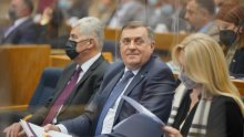 Cvijanović odbija optužbe Londona, Džaferović poziva i EU da reagira