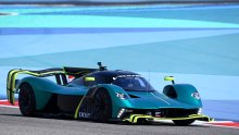 [FOTO/VIDEO] Aston Martin Valkyrie AMR Pro: Hiperautomobil bez pravila i bez ograničenja odvozio prve krugove