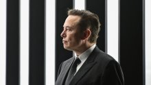 Elon Musk sasuo paljbu po društvenim mrežama. Pokrenut će novu?