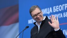 Vučiću pobjeda u prvom krugu, vladajućima većina u parlamentu