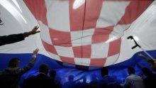 Ove godine izlazimo iz recesije, ali bez većeg rasta BDP-a