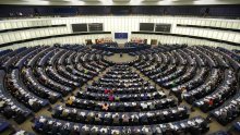 Eurozastupnici osudili suradnju europske ekstremne desnice i Putina