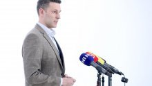 Petrov: Ako se sad ne provede referendum, sav onaj kaos, ludilo koje se događalo, dvostruka pravila i igre ponovit će se ujesen