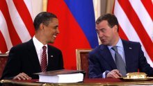 Medvedev: Ne izazivajte nuklearni rat!