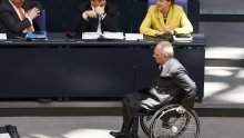 Schäuble prijeti Merkel ostavkom, a ona ga ne može smijeniti