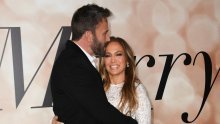 Jennifer Lopez sa svijetom podijelila svoju sreću i otkrila sve detalje zaruka u pjenušavoj kupki