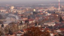 U Karlovcu izložba fotografija o bremenitoj povijesti Ukrajine