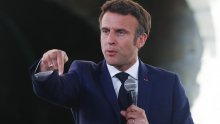 Francuzi u nedjelju izlaze drugi put na birališta; favorit Macron, pobjeda protukandidatkinje Le Pen šokirala bi Europu