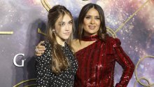 Njezina mezimica je odrasla: Salma Hayek krasi naslovnicu Voguea s kćeri Valentinom