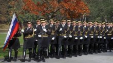 Slovenski intelektualci traže ukidanje vojske