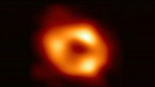 [FOTO] Fascinantno otkriće: Ovo je prva slika supermasivne crne rupe u središtu naše galaksije