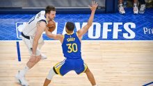 Dallas pobijedio Golden State, a Dončić se upisao u povijest NBA-a; izjednačio se s Durantom i Bryantom te je samo jedan igrač ispred njega!