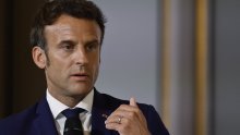 Macron pozvao predstavnike stranaka na sastanak nakon gubitka apsolutne većine
