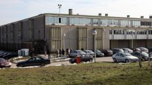 Umirovljenom antikorupcijskom policajcu iz Osijeka određen jednomjesečni istražni zatvor, jedna od optužbi je primanje mita