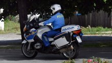 Vozio s 3,26 promila alkohola u krvi, udario u stablo i lakše se ozlijedio