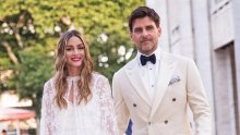 Najljepši par u gradu: Modna ikona u raskošnoj haljini blistala u društvu zgodnog supruga