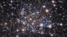 Kozmički vatromet: Pogledajte očaravajuću Hubbleovu snimku blještavog skupa zvijezda