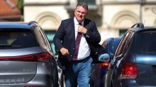 Čačić: Pa gdje bi država otišla da se PDV prilagođava malim benzinskim postajama?! To je rezerva ako stvari krenu sa zla na gore, što je moguće