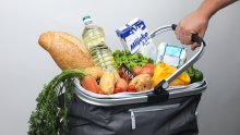 Cijene hrane u padu treći mjesec zaredom, riža i mlijeko ipak poskupili