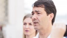 Đogaš tvrdi da je zbog nerada bivše gradske uprave izdano 1700 građevinskih dozvola manje