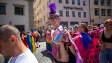 Novi zakon podijelio Njemačku: Osobe od 14 godina moći će mijenjati ime i spol u dokumentima jednom godišnje