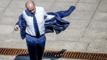 U kontejnerima 5000 ljudi; Paladina će biti nezadovoljan ako do zime ne vrati 200 do 300 u njihove domove